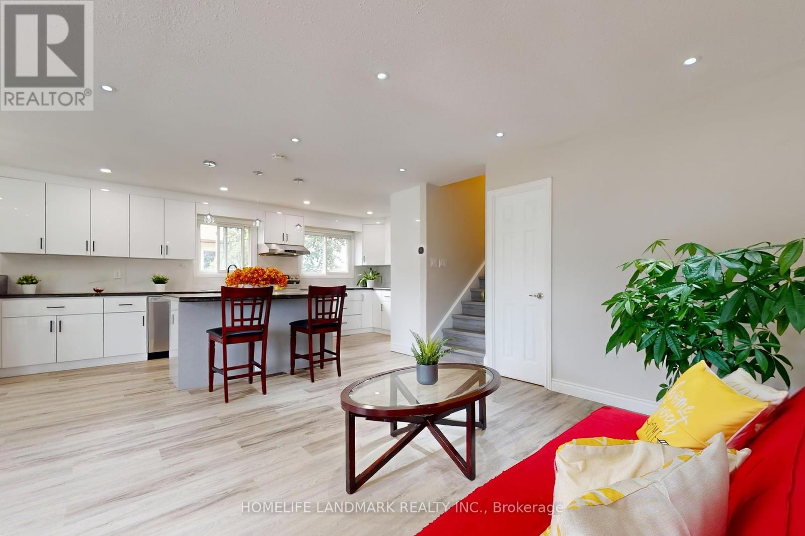 2203 Council Ring Road, Mississauga, Ontario  L5L 1B6 - Photo 7 - W12425773
