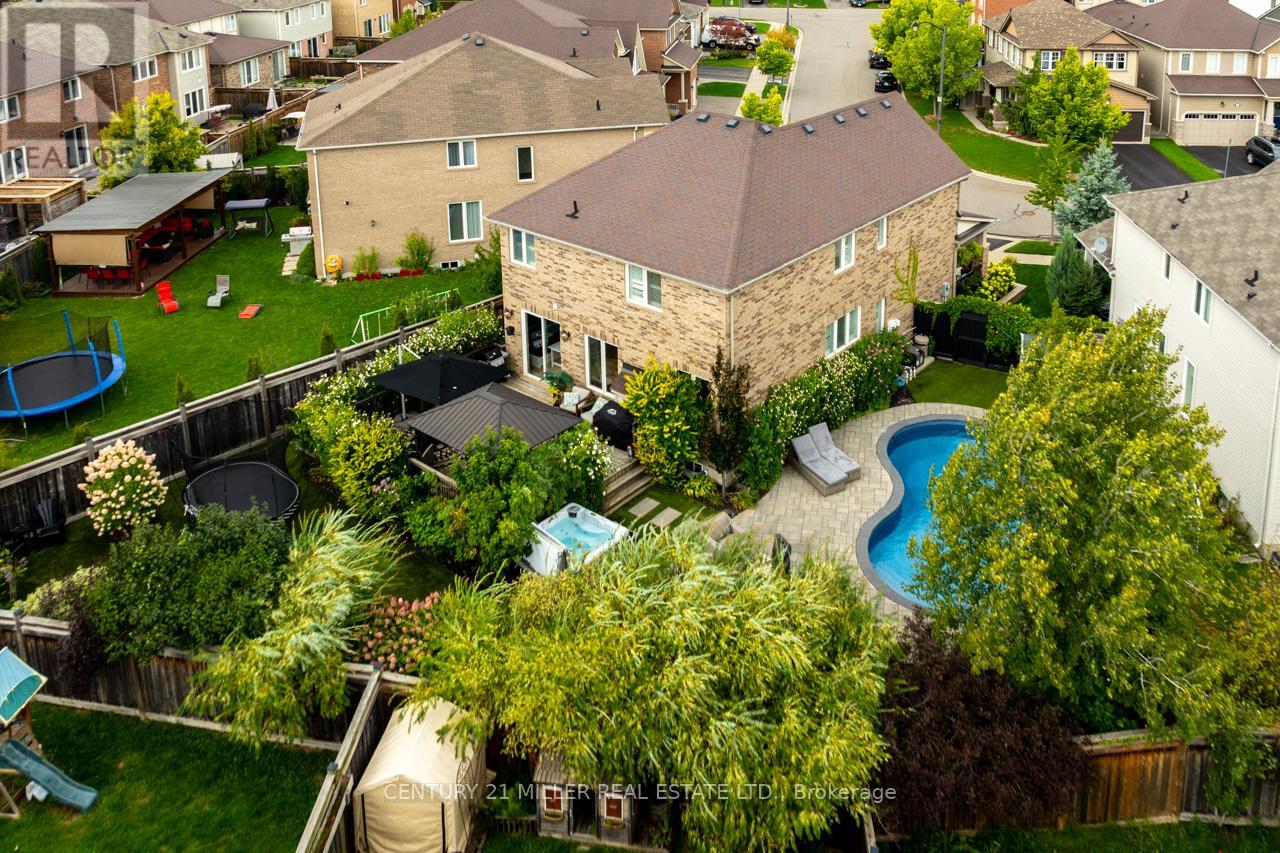 444 CARBERT CRESCENT, Milton, Ontario