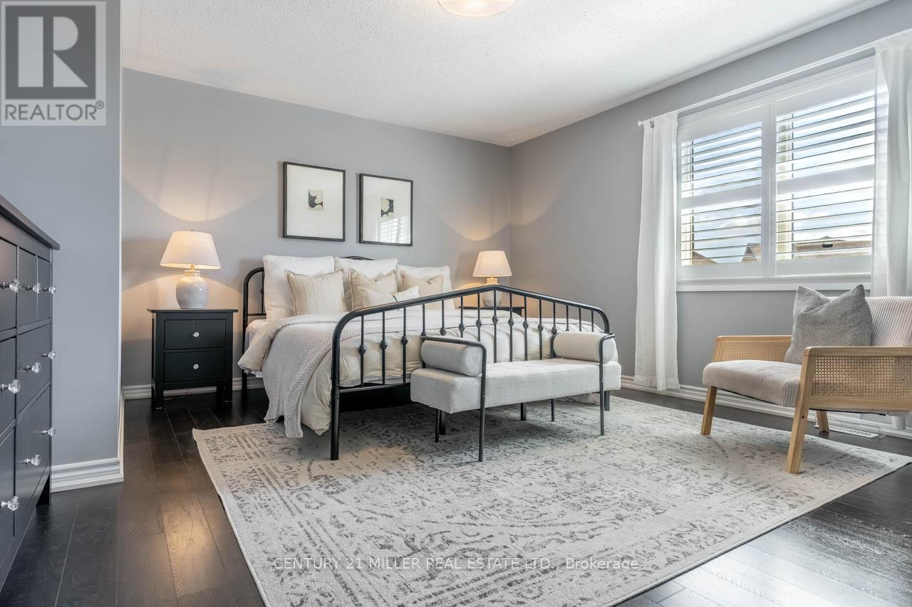 444 Carbert Crescent, Milton, Ontario  L9T 8H8 - Photo 16 - W12425781