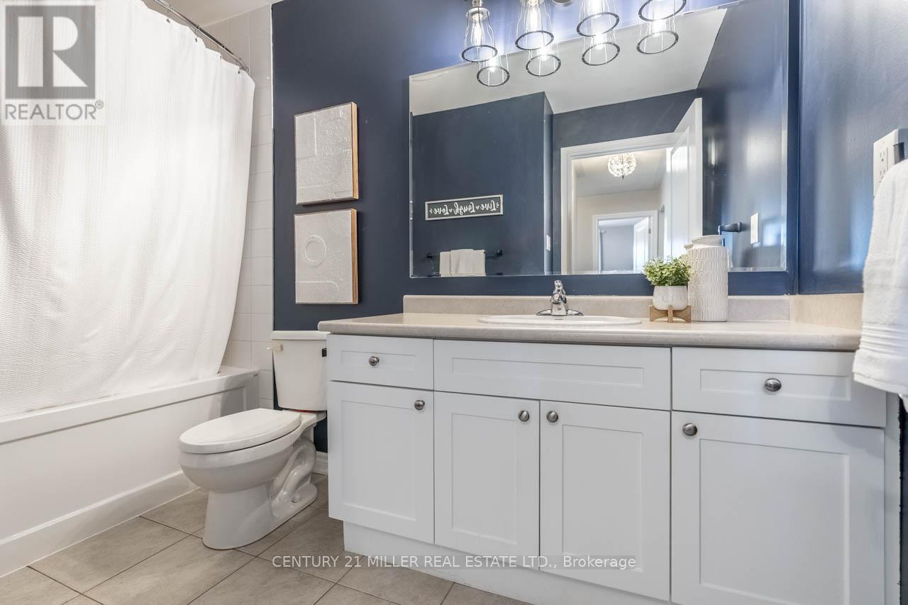 444 Carbert Crescent, Milton, Ontario  L9T 8H8 - Photo 21 - W12425781