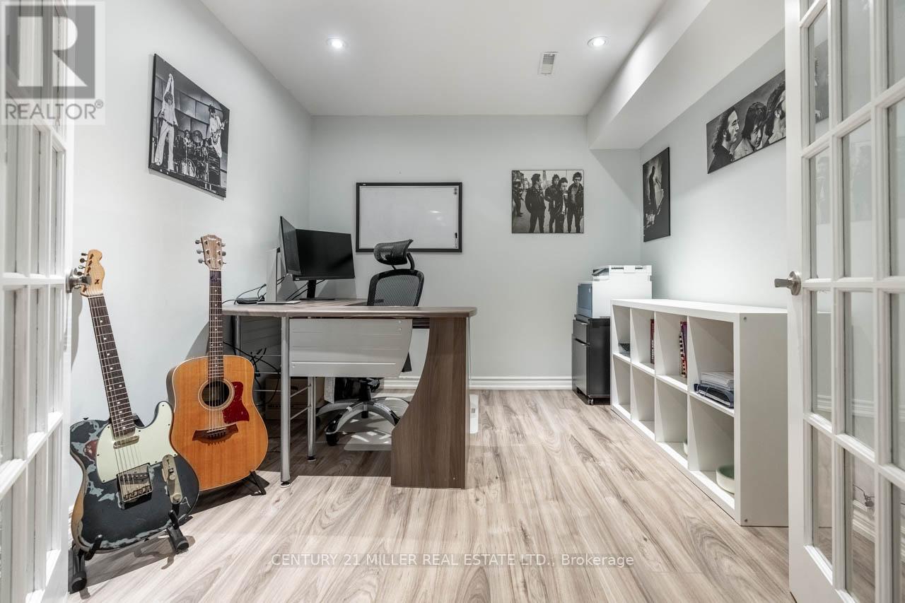 444 Carbert Crescent, Milton, Ontario  L9T 8H8 - Photo 26 - W12425781