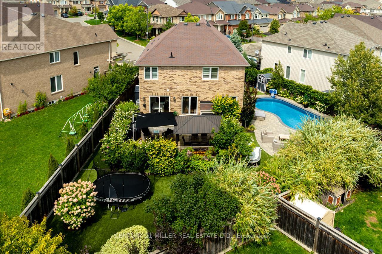 444 Carbert Crescent, Milton, Ontario  L9T 8H8 - Photo 40 - W12425781