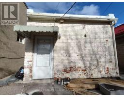 4 - 250 Sixth Street, Toronto (New Toronto), Ca