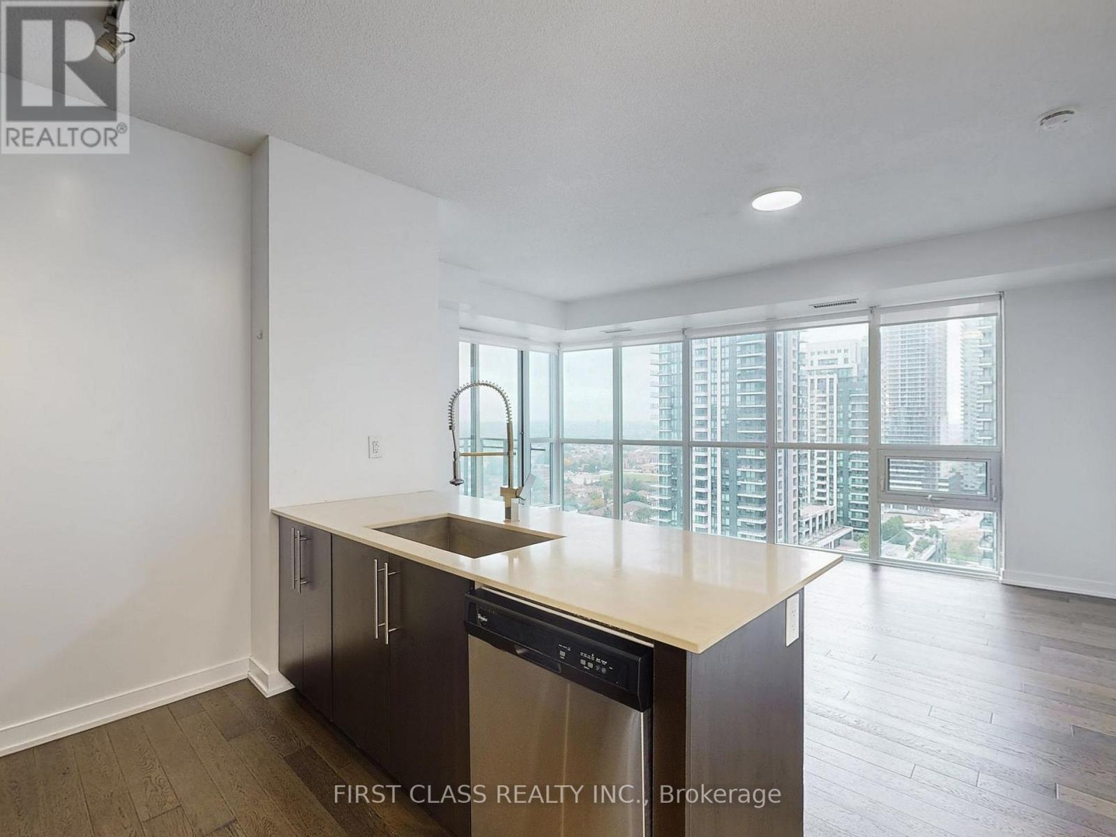 1802 - 4011 Brickstone Mews, Mississauga, Ontario  L5B 0J7 - Photo 11 - W12425829