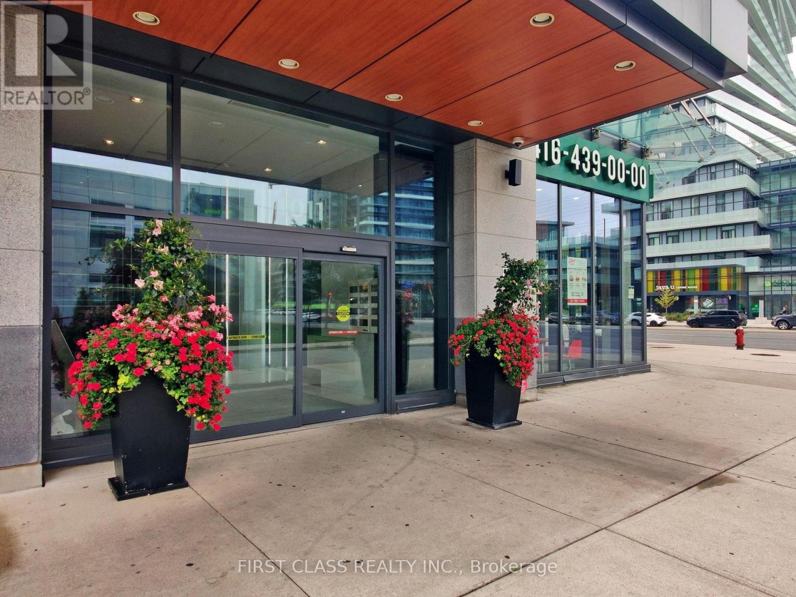 1802 - 4011 Brickstone Mews, Mississauga, Ontario  L5B 0J7 - Photo 2 - W12425829