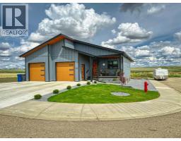 964 5a Ave East Close Se, Three Hills, Ca