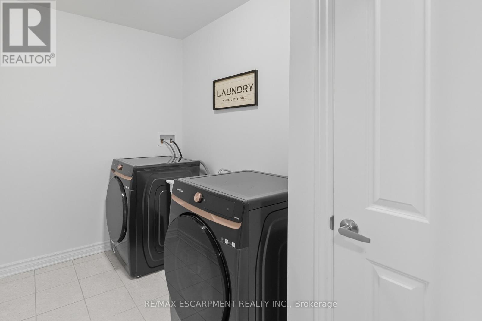 10 Beretta Street, Tillsonburg, Ontario  N4G 0J7 - Photo 17 - X12425711