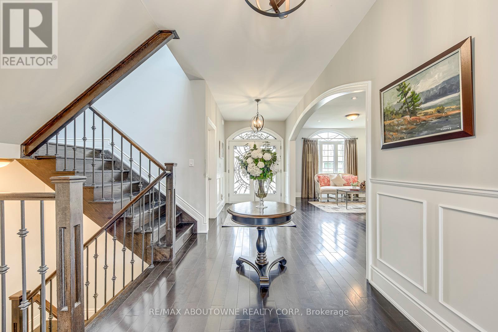 20 Vinegar Hill Street, Hamilton, Ontario  L0R 2H0 - Photo 6 - X12425721