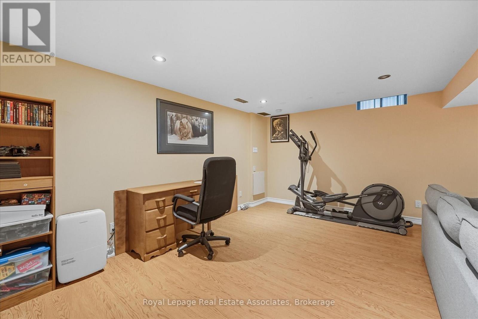 107 Billington Crescent, Hamilton, Ontario  L8T 4R3 - Photo 34 - X12425756
