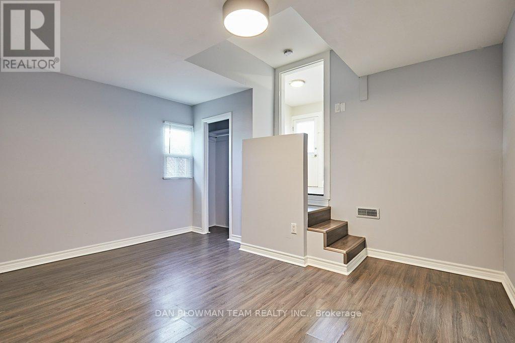 20 Queen Street, Kawartha Lakes, Ontario  K9V 1E9 - Photo 15 - X12425758