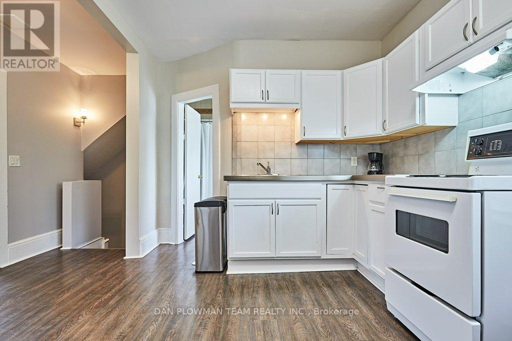 20 Queen Street, Kawartha Lakes, Ontario  K9V 1E9 - Photo 22 - X12425758