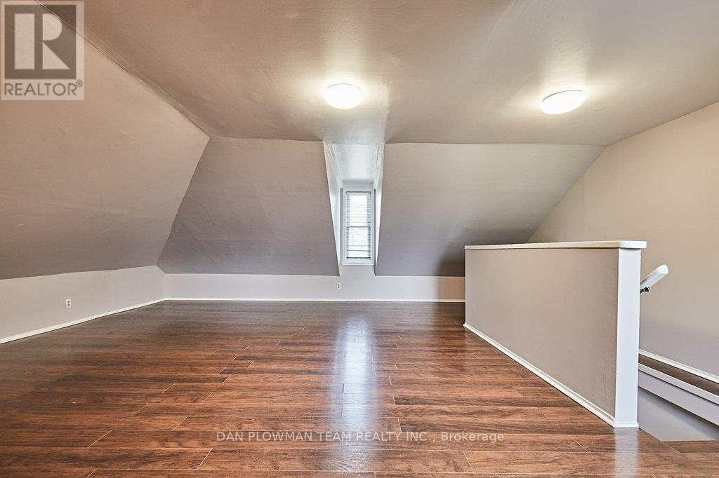 20 Queen Street, Kawartha Lakes, Ontario  K9V 1E9 - Photo 29 - X12425758