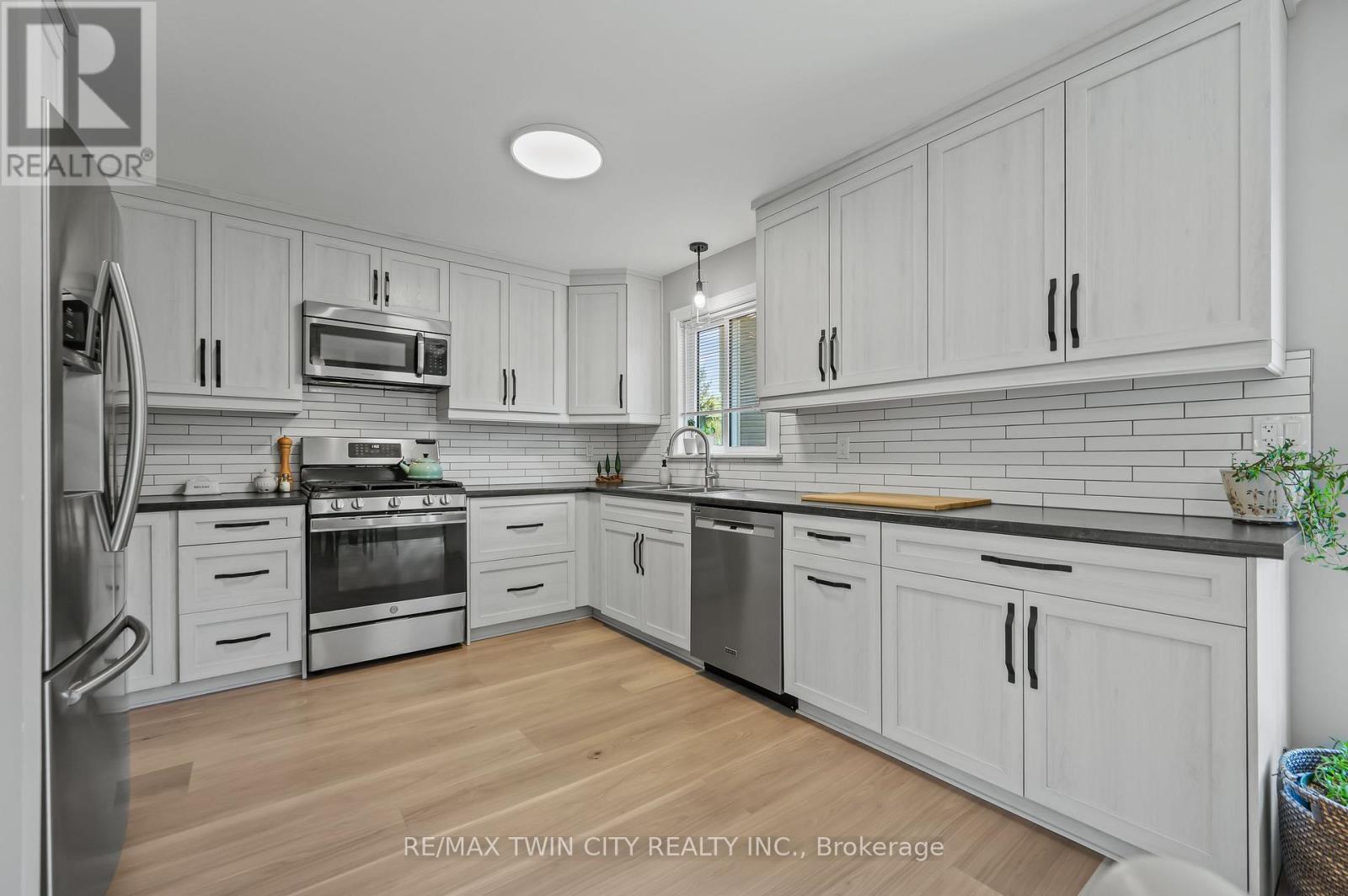 43 - 301 Carlow Road, Central Elgin, Ontario  N5L 1B8 - Photo 17 - X12425762