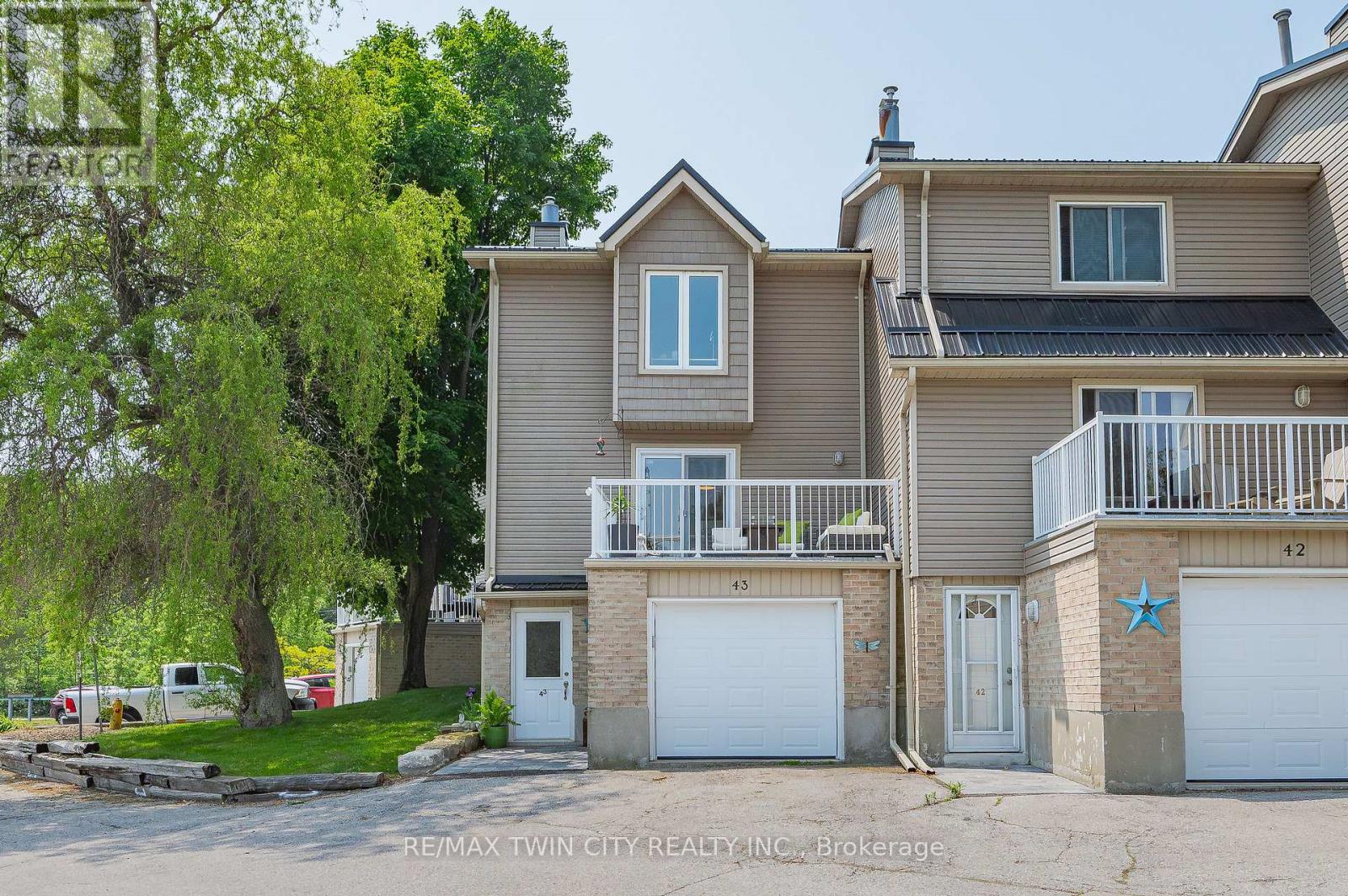 43 - 301 Carlow Road, Central Elgin, Ontario  N5L 1B8 - Photo 3 - X12425762