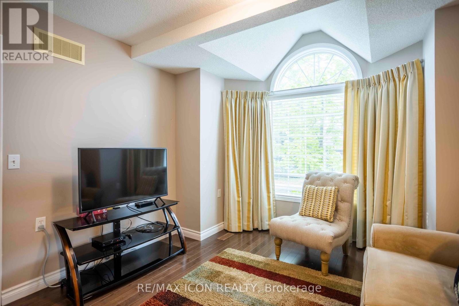 44 - 360 Erbsville Road, Waterloo, Ontario  N2T 2W2 - Photo 13 - X12425763