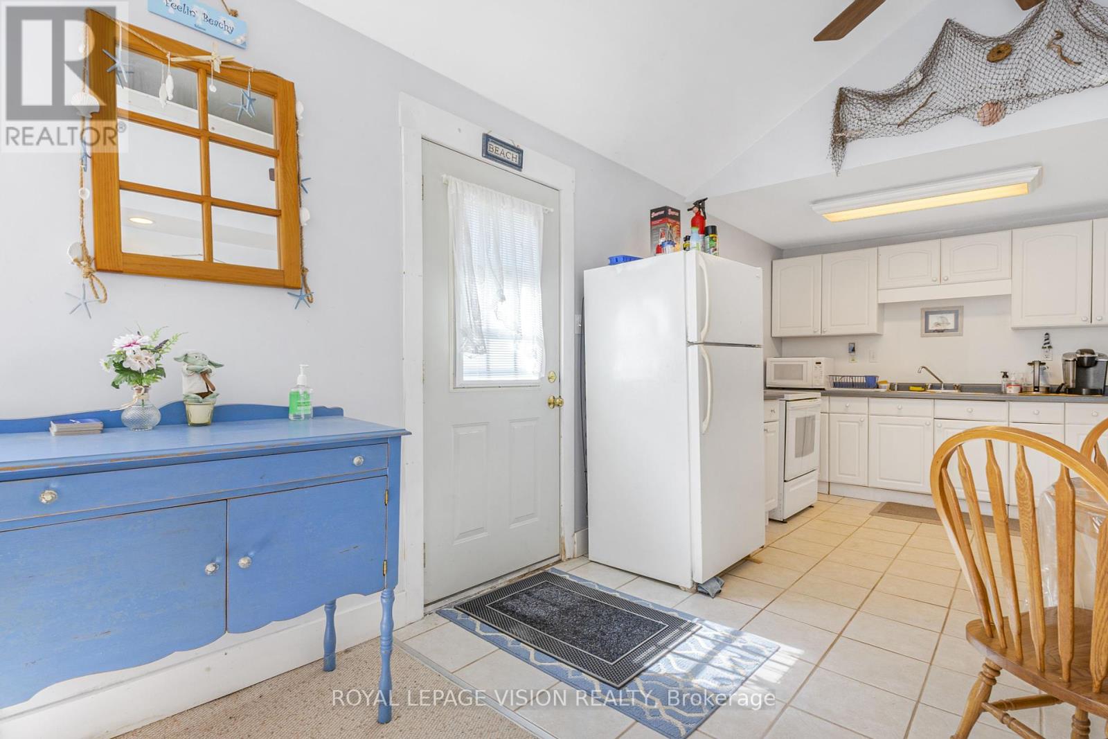 12874 Old Lakeshore Road, Wainfleet, Ontario  L0S 1V0 - Photo 18 - X12425764