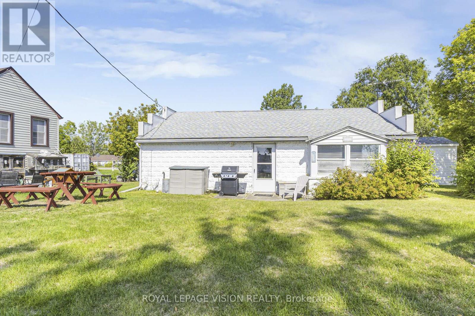 12874 Old Lakeshore Road, Wainfleet, Ontario  L0S 1V0 - Photo 7 - X12425764