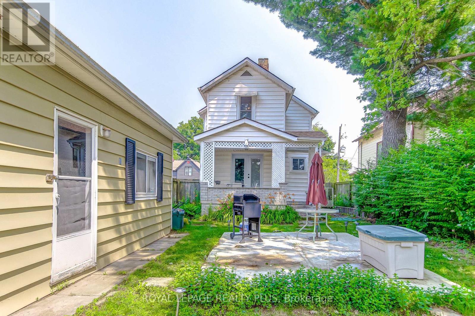 6062 Barker Street, Niagara Falls, Ontario  L2G 1Y4 - Photo 18 - X12425765