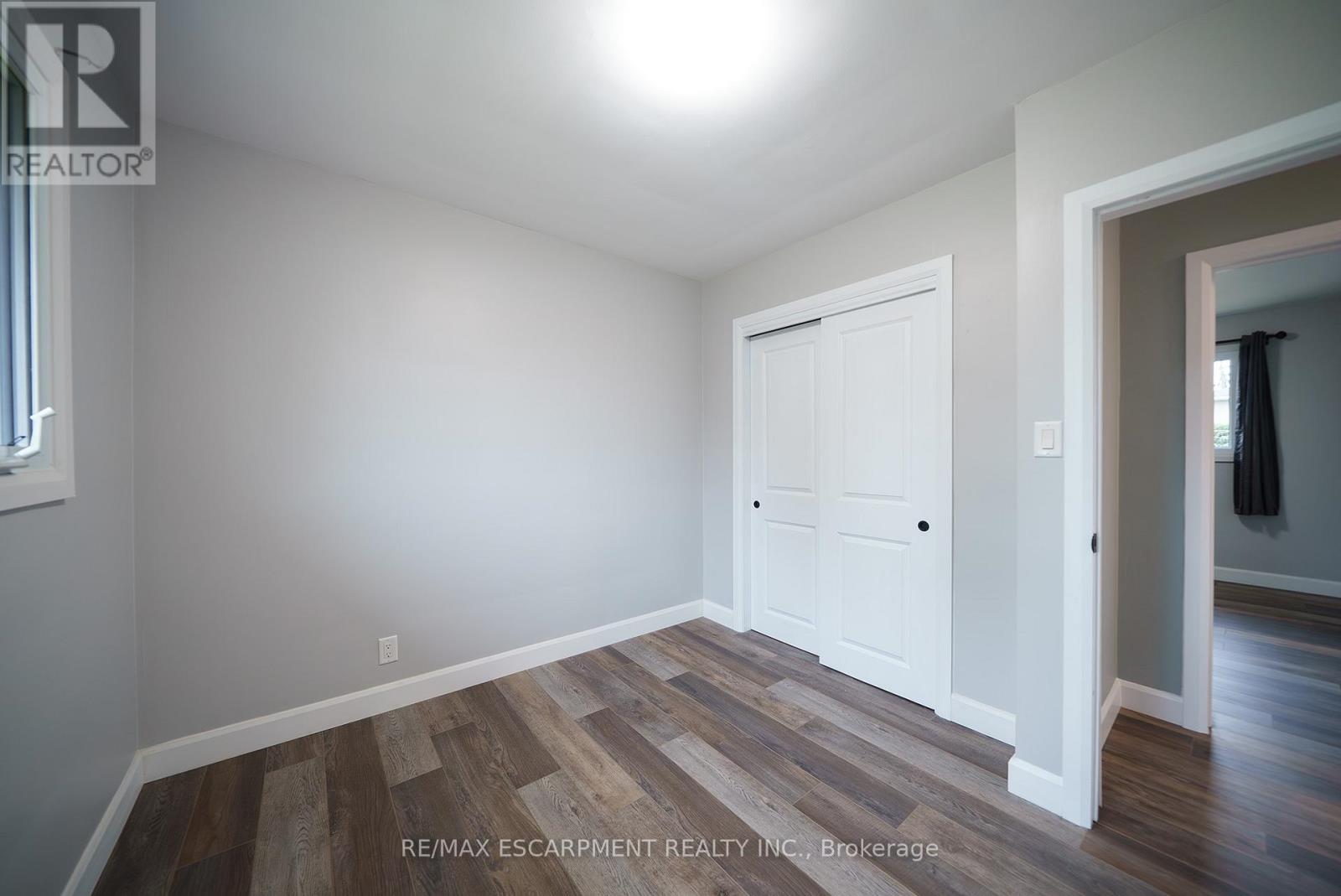 91 Varadi Avenue, Brantford, Ontario  N3R 3N4 - Photo 15 - X12425809