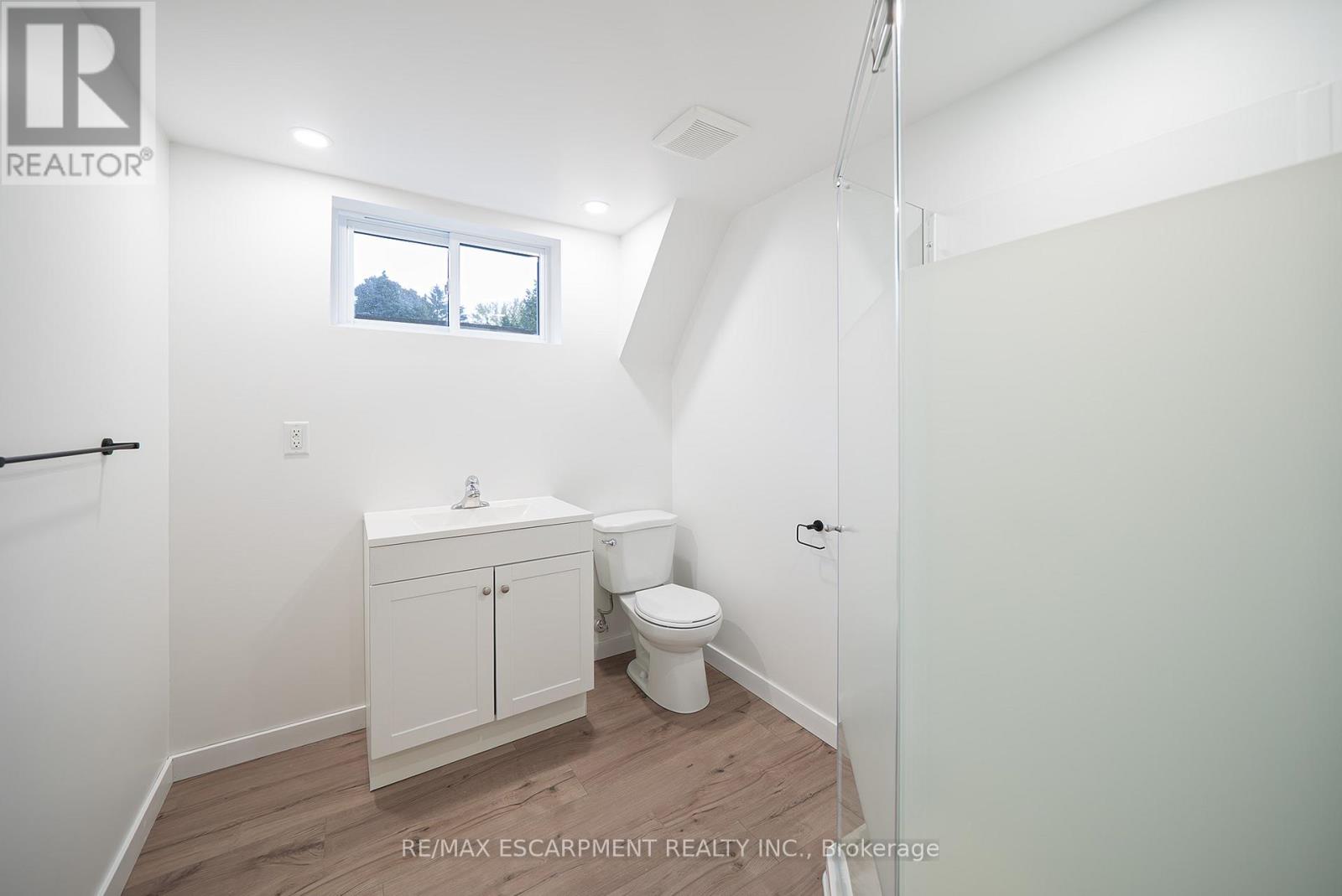 91 Varadi Avenue, Brantford, Ontario  N3R 3N4 - Photo 29 - X12425809