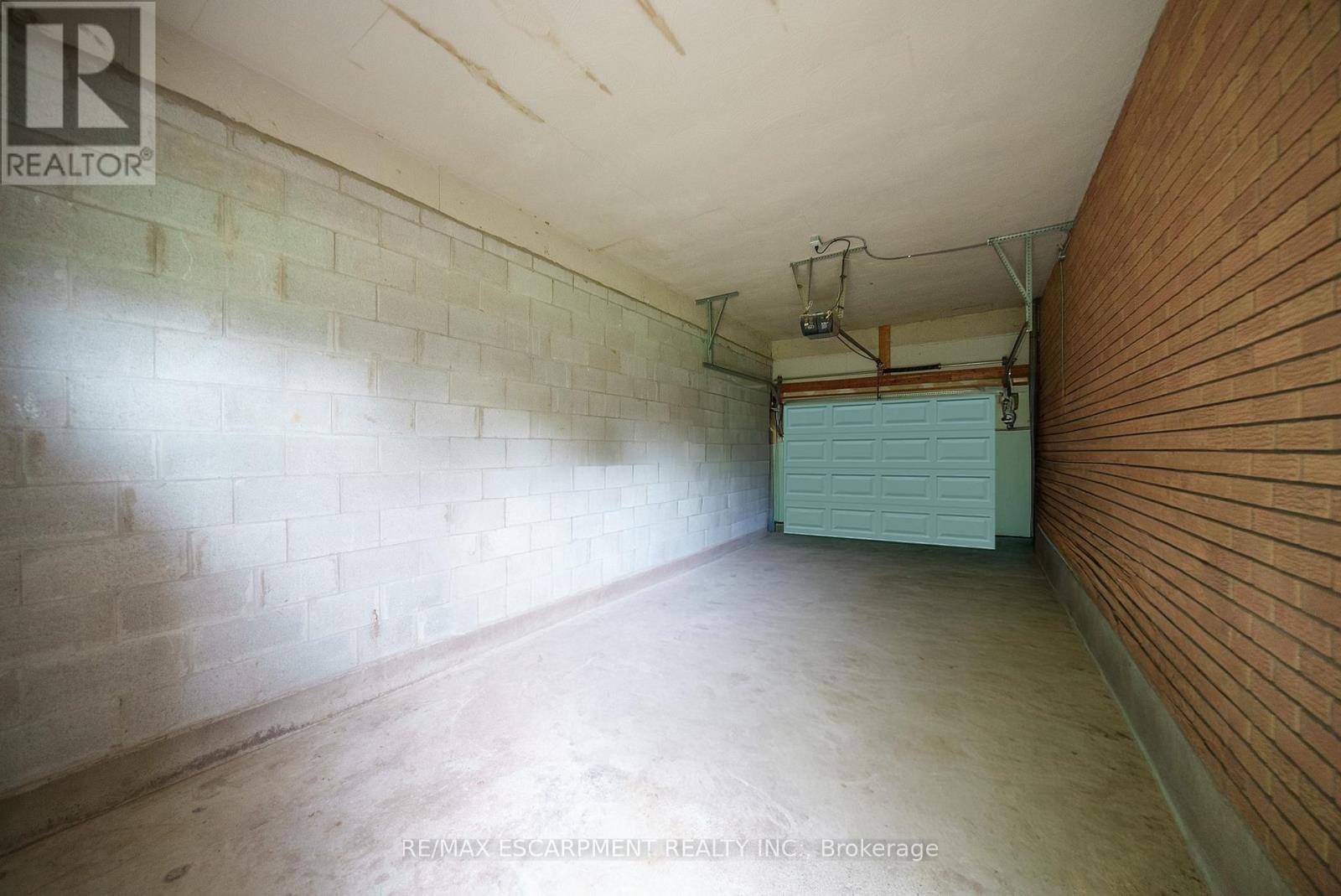 91 Varadi Avenue, Brantford, Ontario  N3R 3N4 - Photo 33 - X12425809