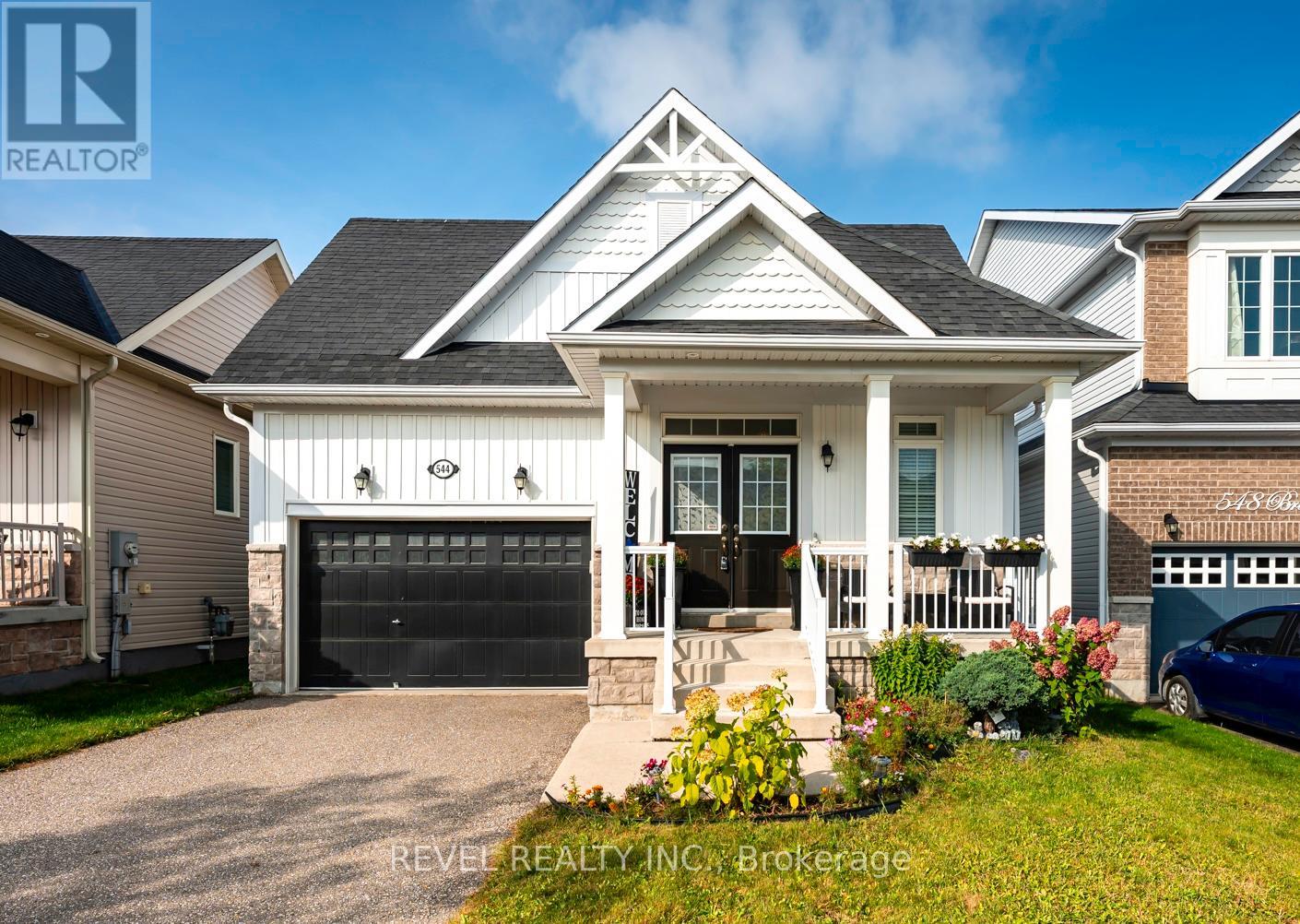 544 Brett Street, Shelburne, Ontario  L9V 3V5 - Photo 1 - X12425825