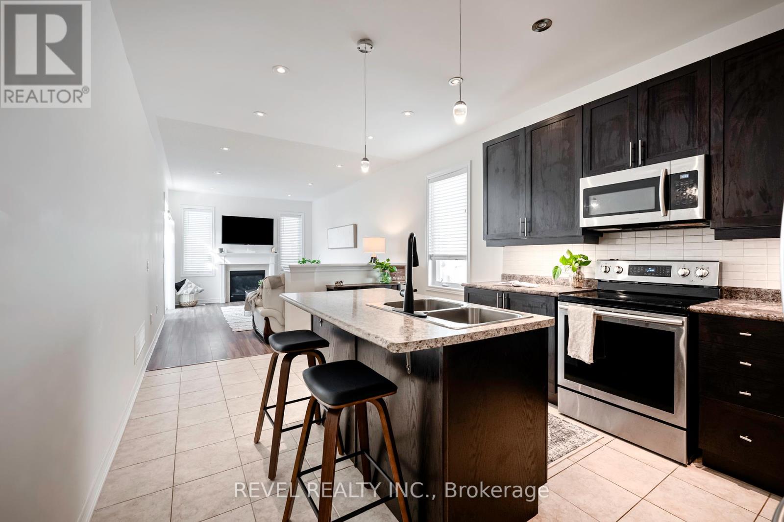 544 Brett Street, Shelburne, Ontario  L9V 3V5 - Photo 11 - X12425825
