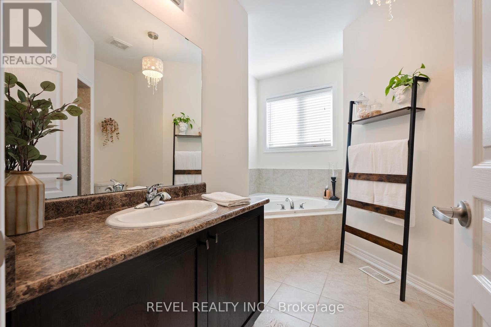 544 Brett Street, Shelburne, Ontario  L9V 3V5 - Photo 22 - X12425825