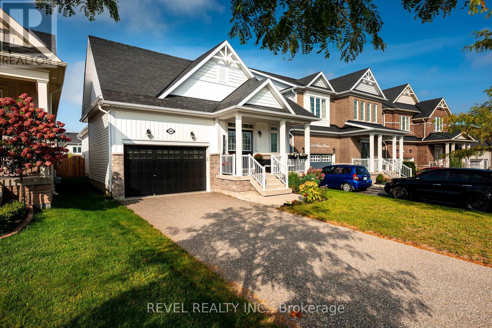 544 Brett Street, Shelburne, Ontario  L9V 3V5 - Photo 3 - X12425825