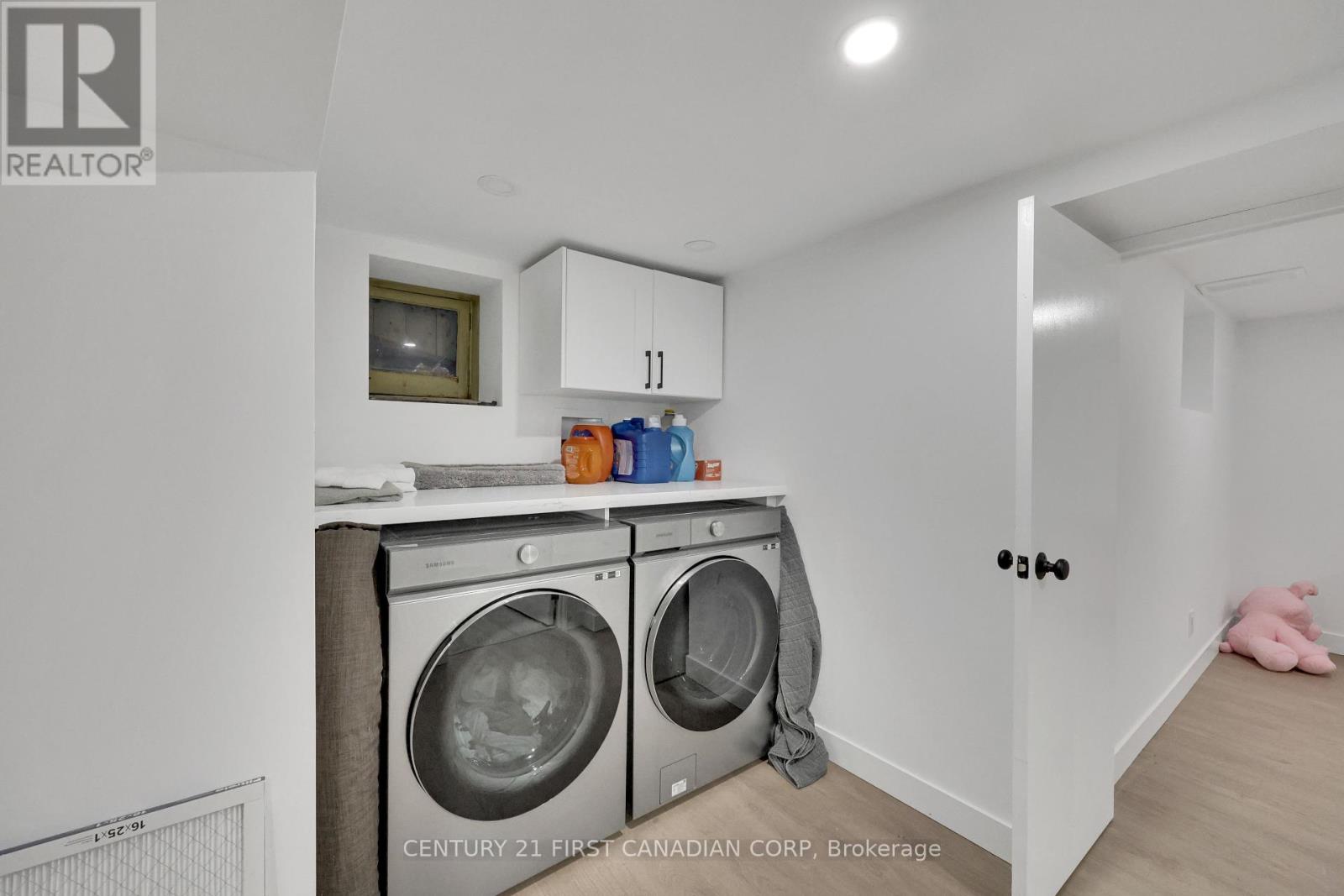 220 Regent Street, London East, Ontario  N6A 2G8 - Photo 34 - X12426019