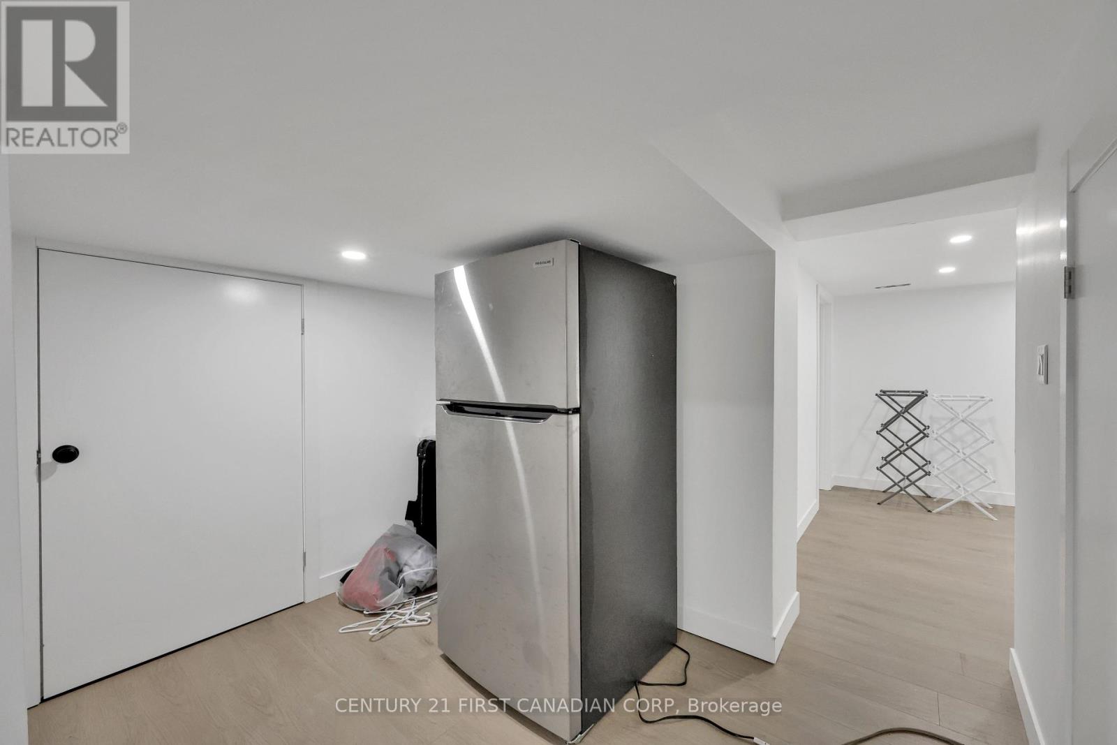 220 Regent Street, London East, Ontario  N6A 2G8 - Photo 38 - X12426019