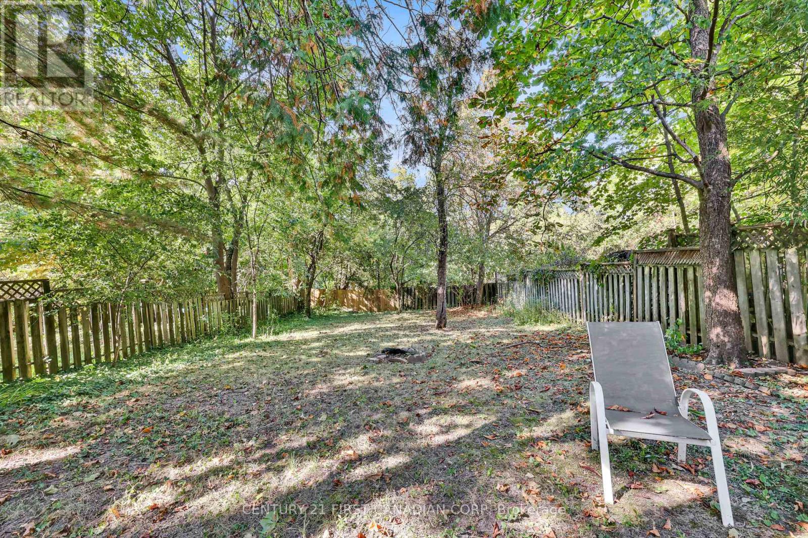 220 Regent Street, London East, Ontario  N6A 2G8 - Photo 45 - X12426019