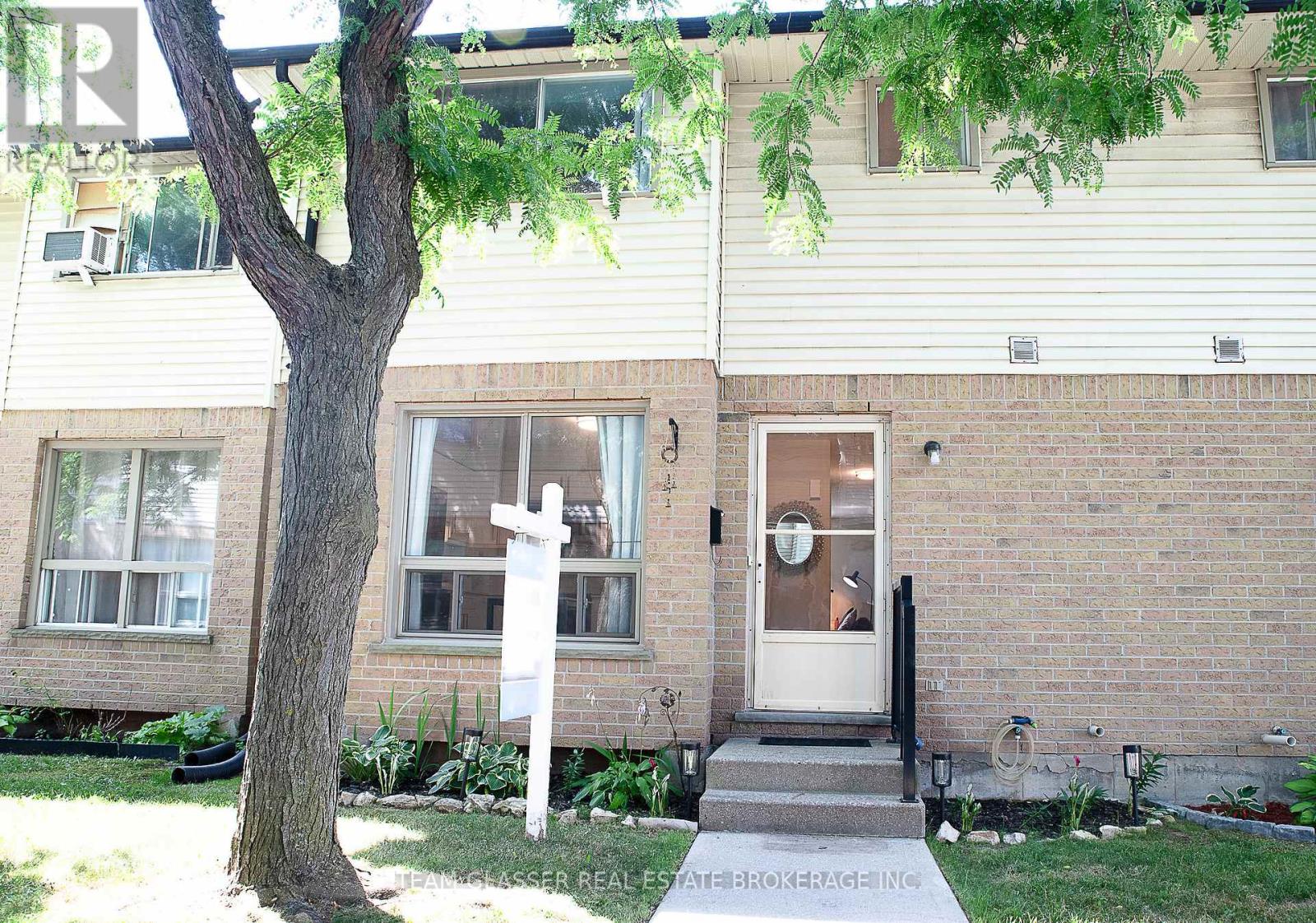51 - 126 Belmont Drive, London South, Ontario  N6J 4W1 - Photo 1 - X12426020