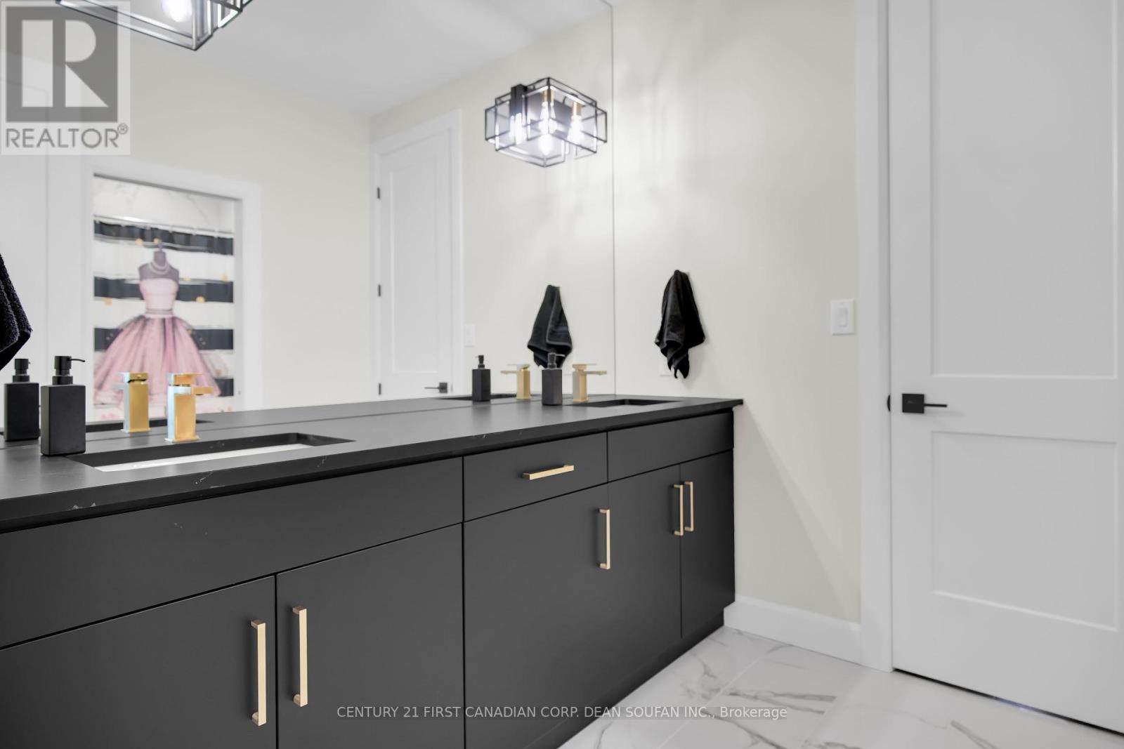 7251 Silver Creek Circle, London South, Ontario  N6P 0G9 - Photo 31 - X12426053