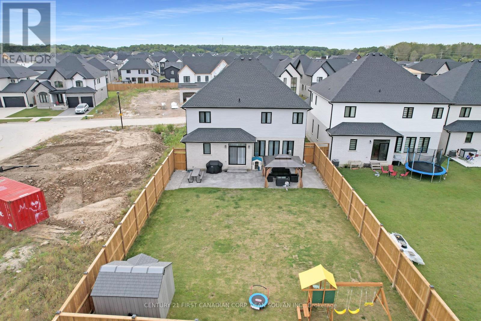 7251 Silver Creek Circle, London South, Ontario  N6P 0G9 - Photo 37 - X12426053