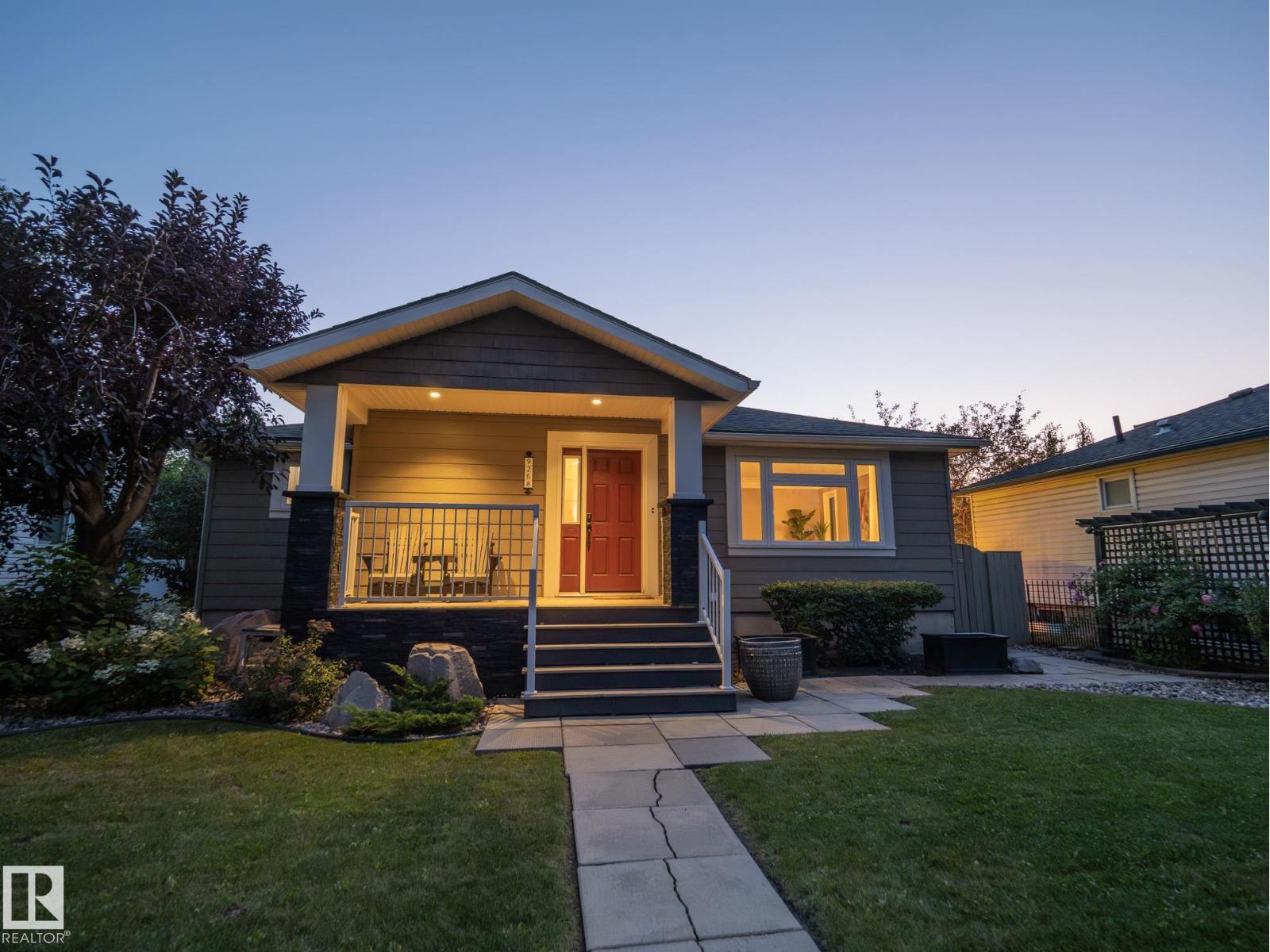9268 77 St Nw, Edmonton, Alberta  T6C 2M1 - Photo 2 - E4459387