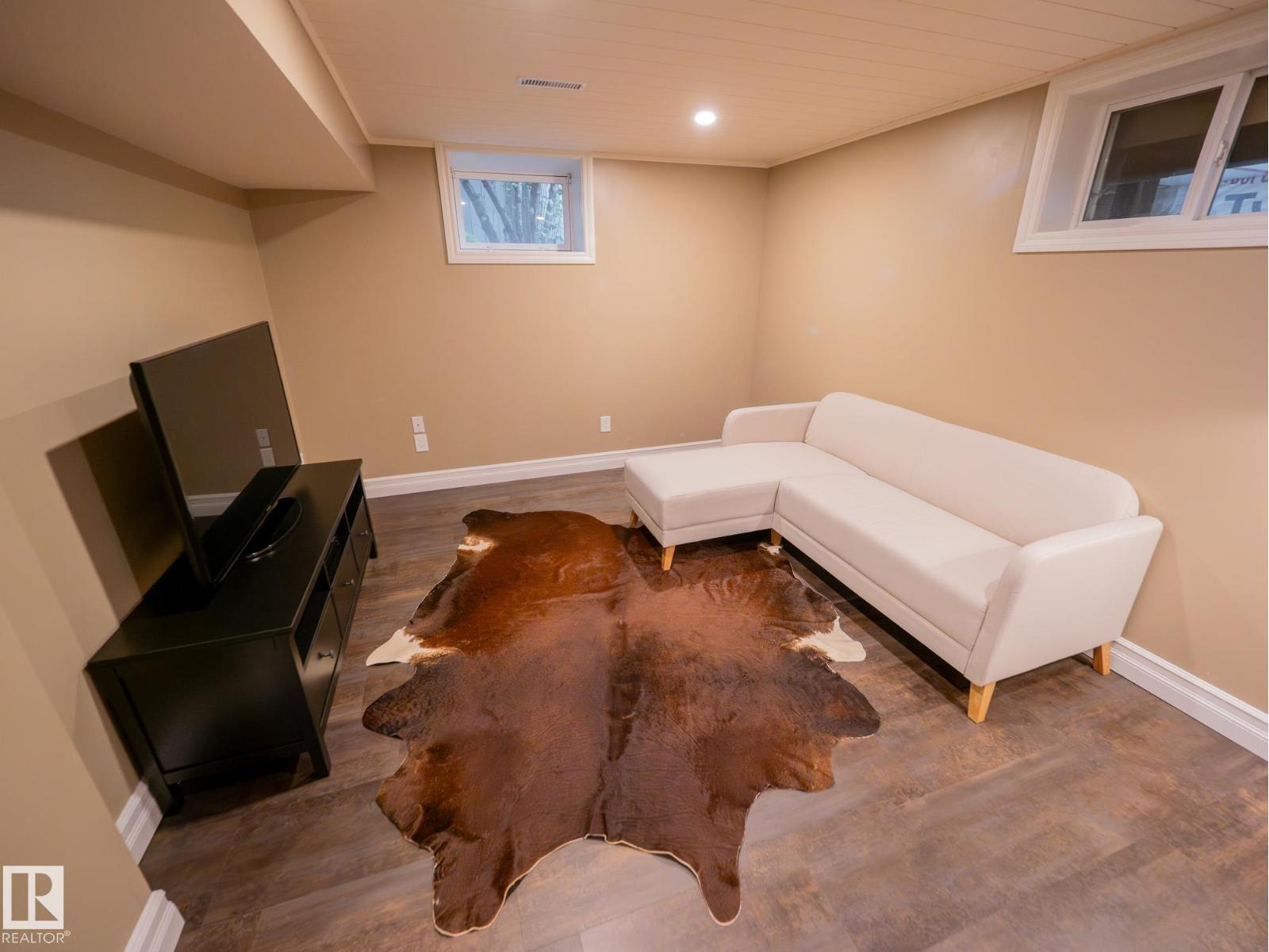 9268 77 St Nw, Edmonton, Alberta  T6C 2M1 - Photo 42 - E4459387