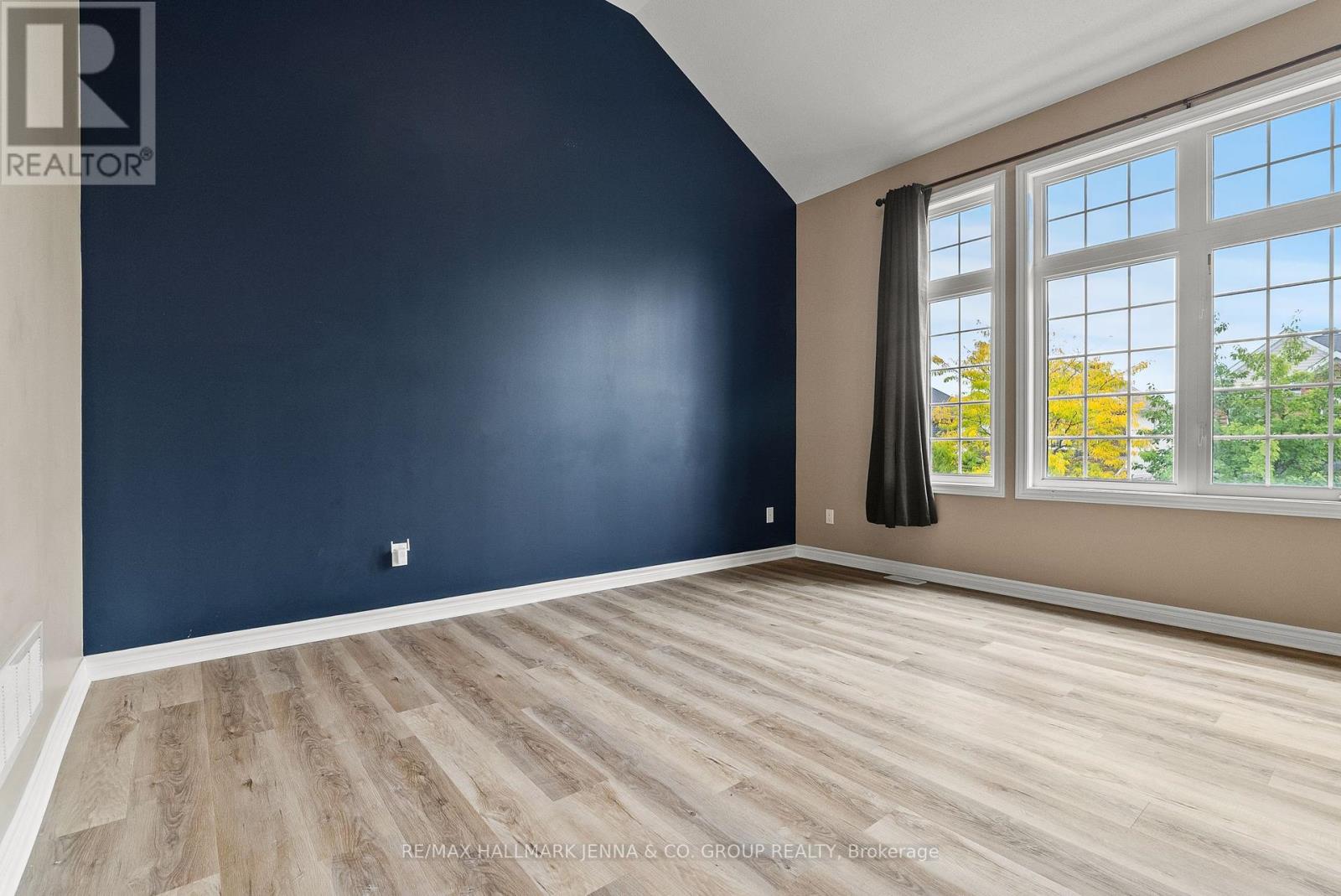 326 Gallantry Way, Ottawa, Ontario  K2S 0P8 - Photo 19 - X12425962