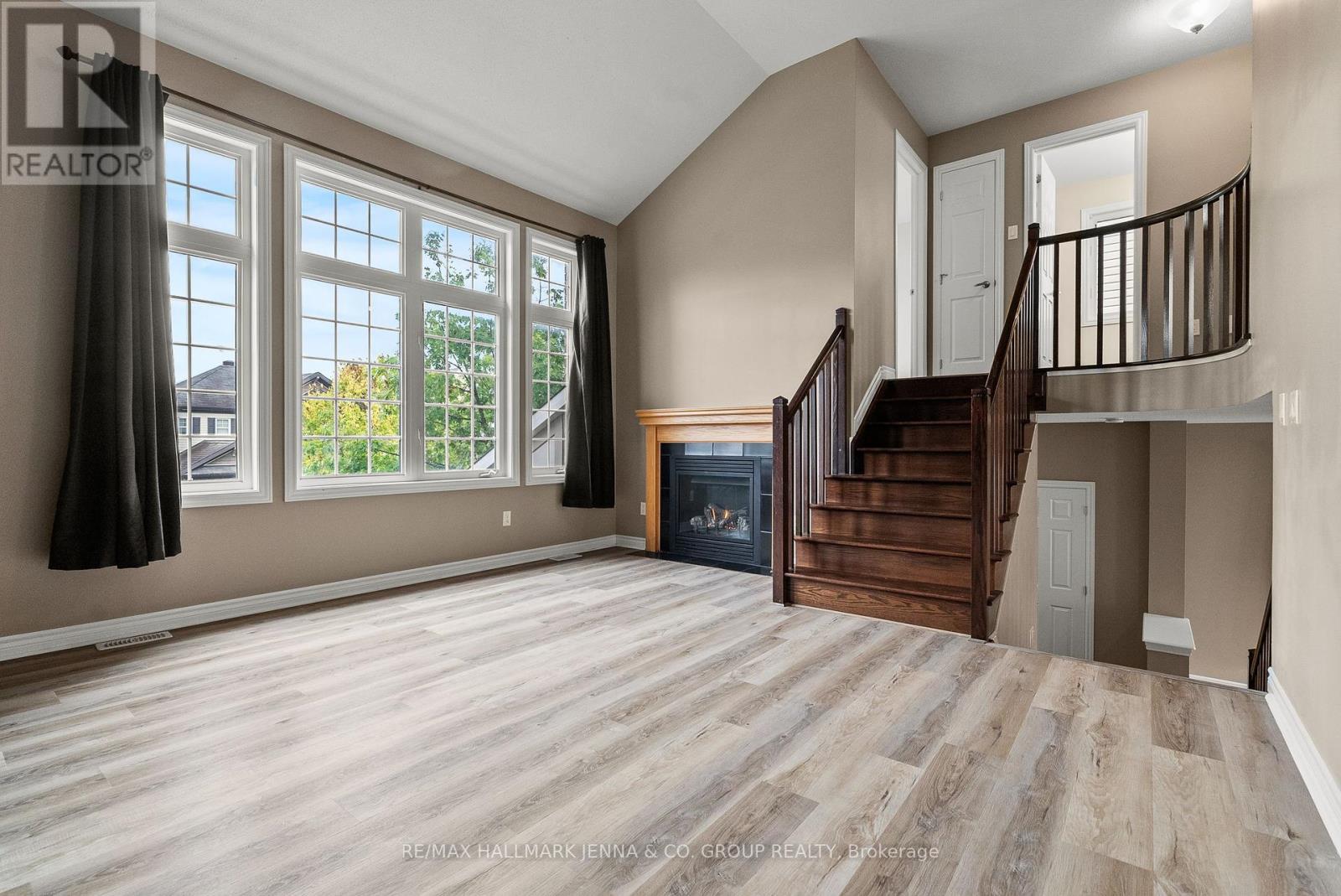 326 Gallantry Way, Ottawa, Ontario  K2S 0P8 - Photo 20 - X12425962