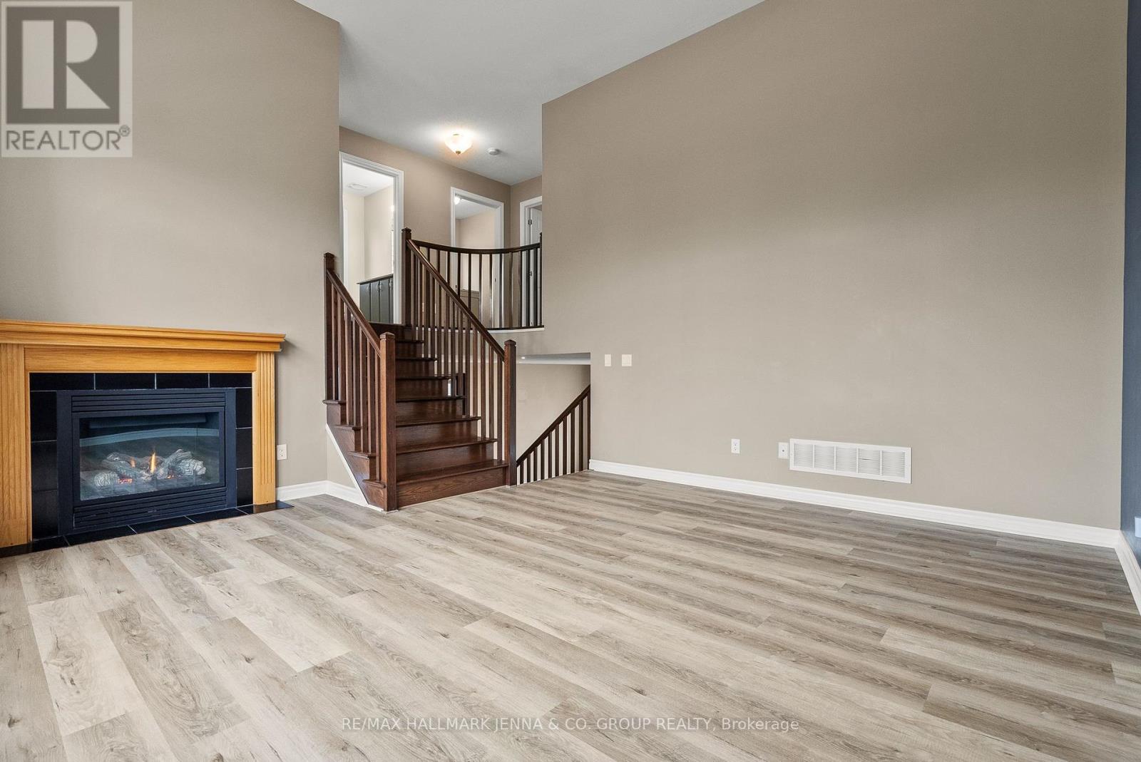 326 Gallantry Way, Ottawa, Ontario  K2S 0P8 - Photo 21 - X12425962