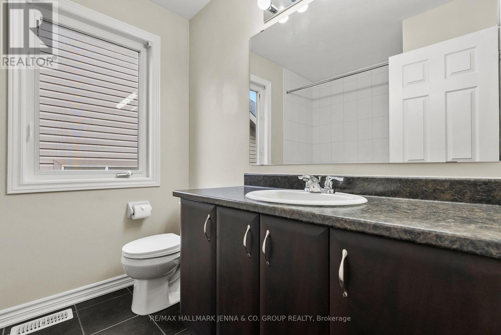 326 Gallantry Way, Ottawa, Ontario  K2S 0P8 - Photo 35 - X12425962