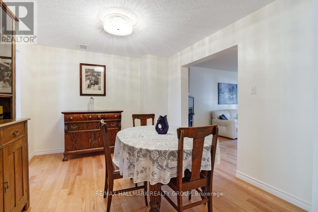 2 - 1240 Pebble Road, Ottawa, Ontario  K1V 8V4 - Photo 10 - X12425974
