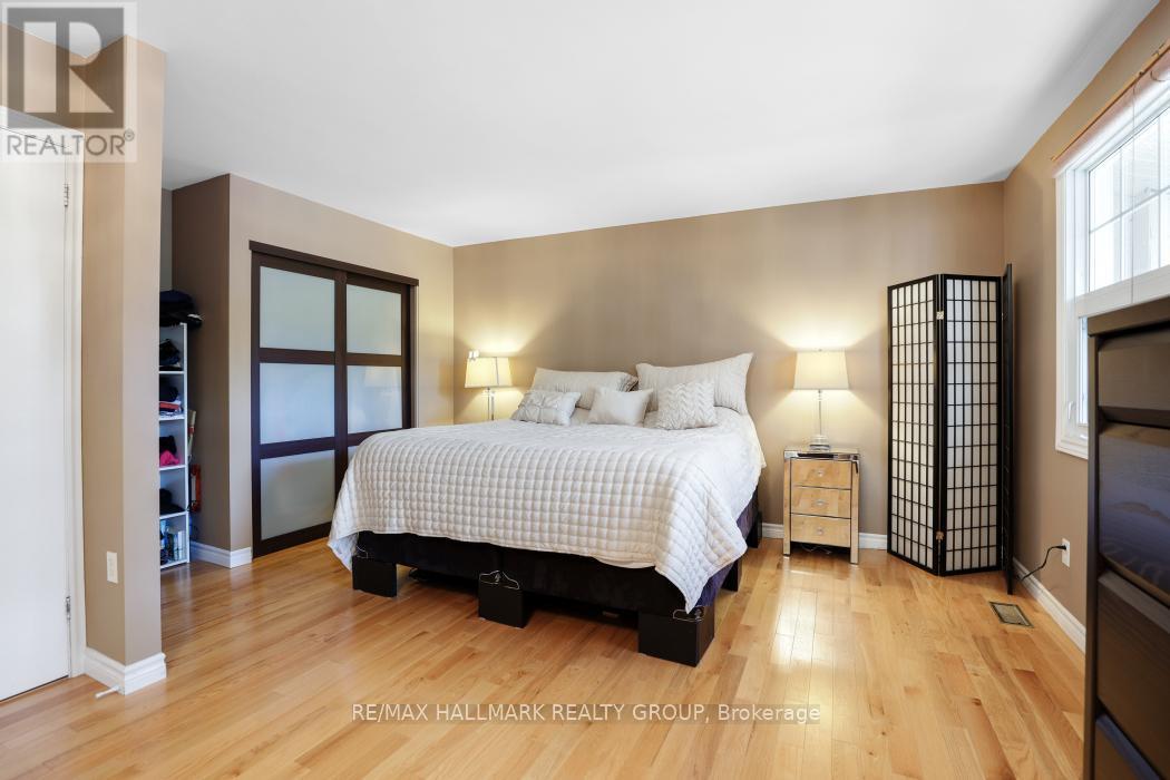 2 - 1240 Pebble Road, Ottawa, Ontario  K1V 8V4 - Photo 18 - X12425974