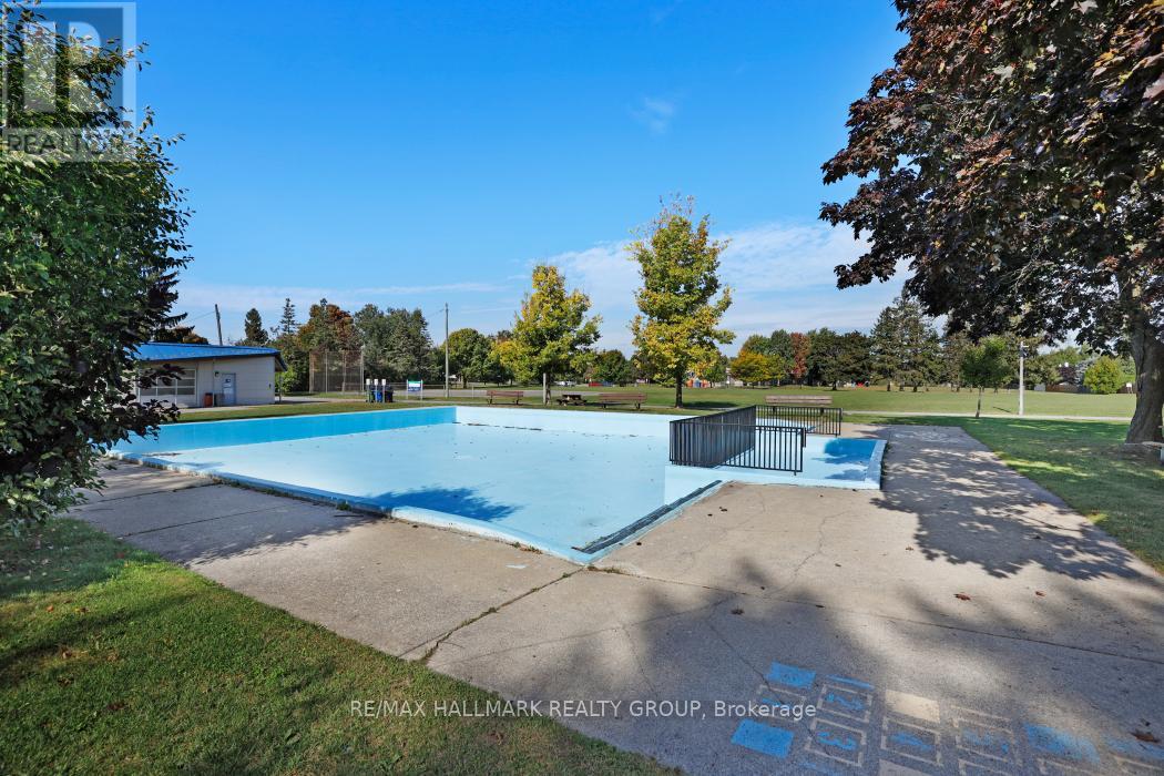 2 - 1240 Pebble Road, Ottawa, Ontario  K1V 8V4 - Photo 32 - X12425974