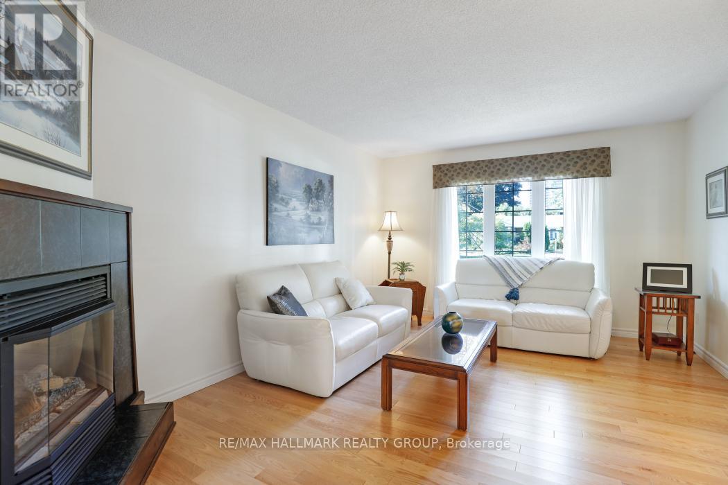 2 - 1240 Pebble Road, Ottawa, Ontario  K1V 8V4 - Photo 7 - X12425974
