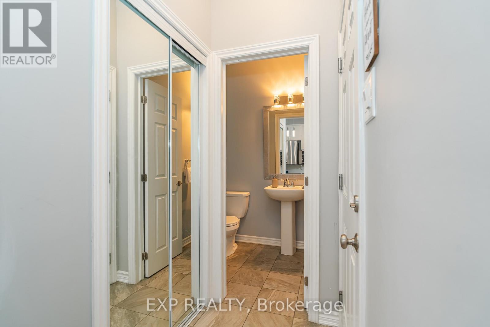 25 Solaris Drive, Ottawa, Ontario  K2M 0L6 - Photo 12 - X12425997