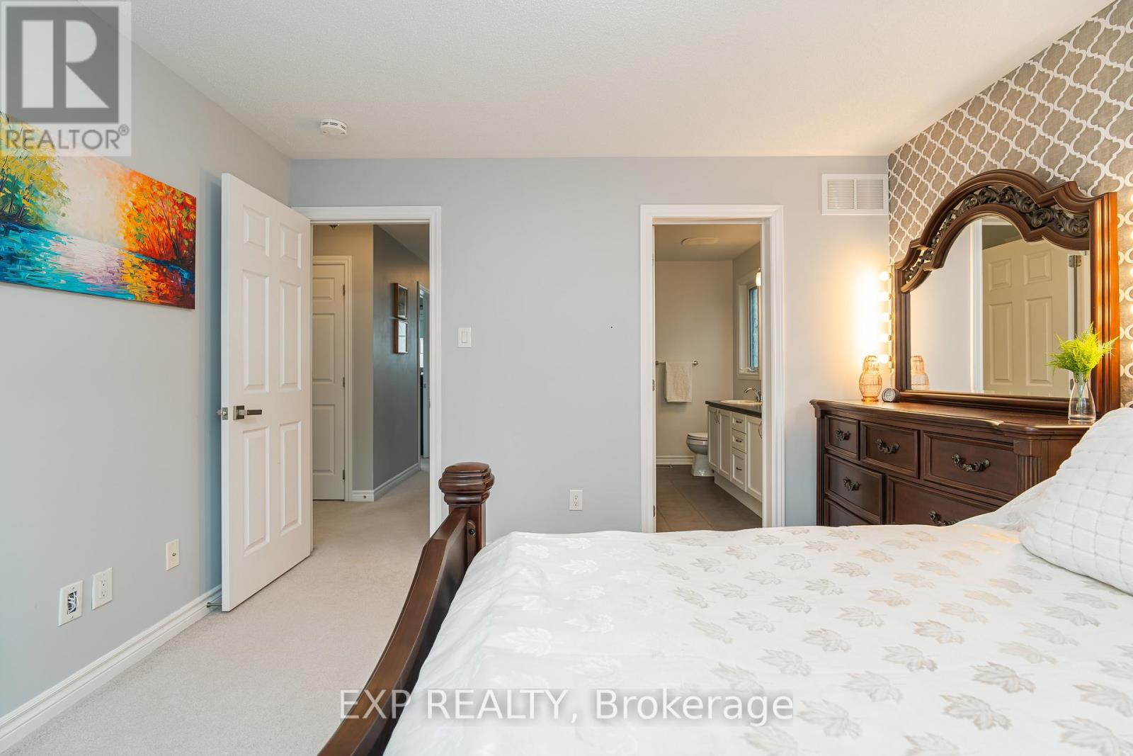 25 Solaris Drive, Ottawa, Ontario  K2M 0L6 - Photo 22 - X12425997
