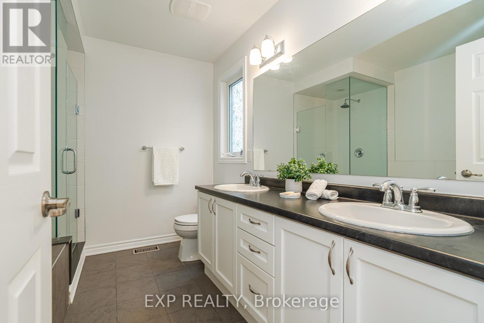 25 Solaris Drive, Ottawa, Ontario  K2M 0L6 - Photo 24 - X12425997