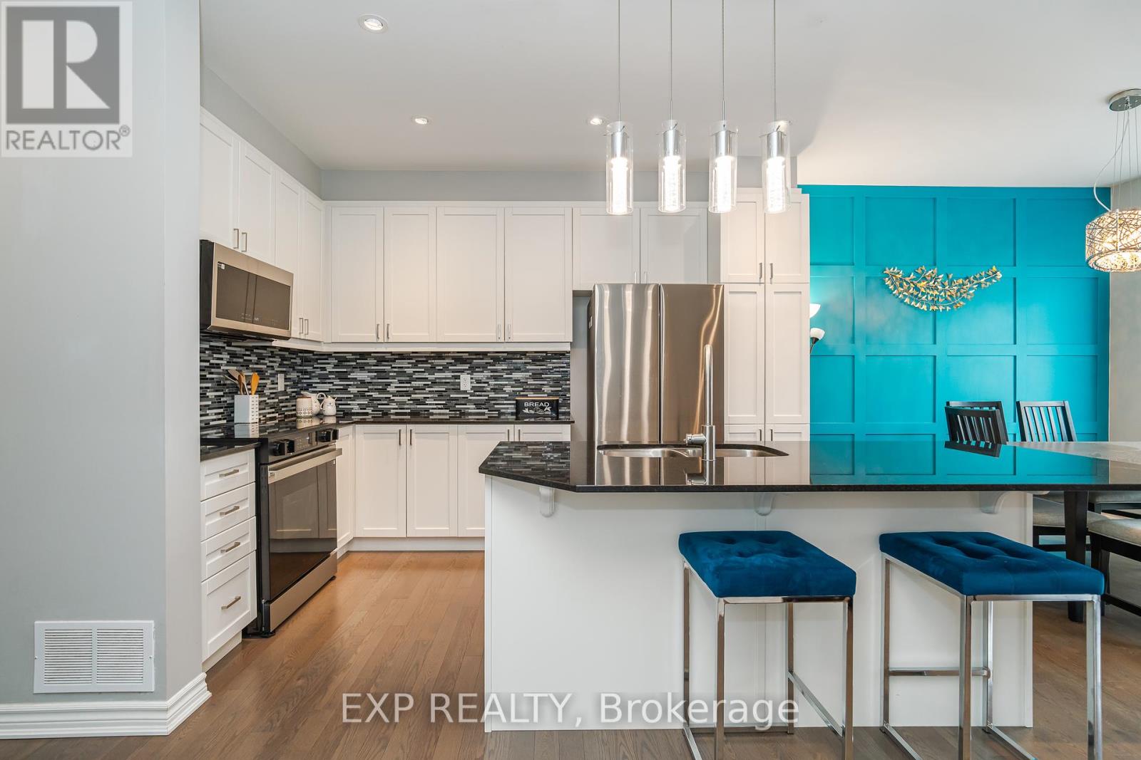 25 Solaris Drive, Ottawa, Ontario  K2M 0L6 - Photo 6 - X12425997