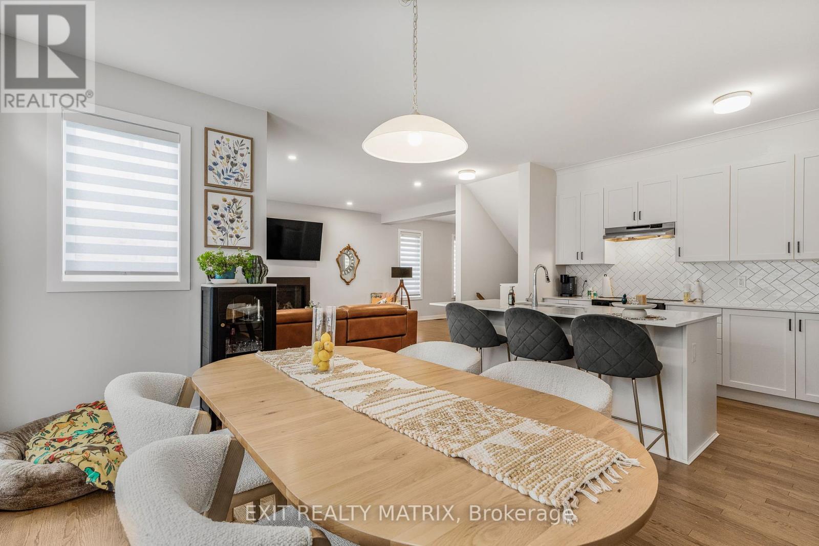 233 Conservancy Drive, Ottawa, Ontario  K2J 7M5 - Photo 19 - X12426012